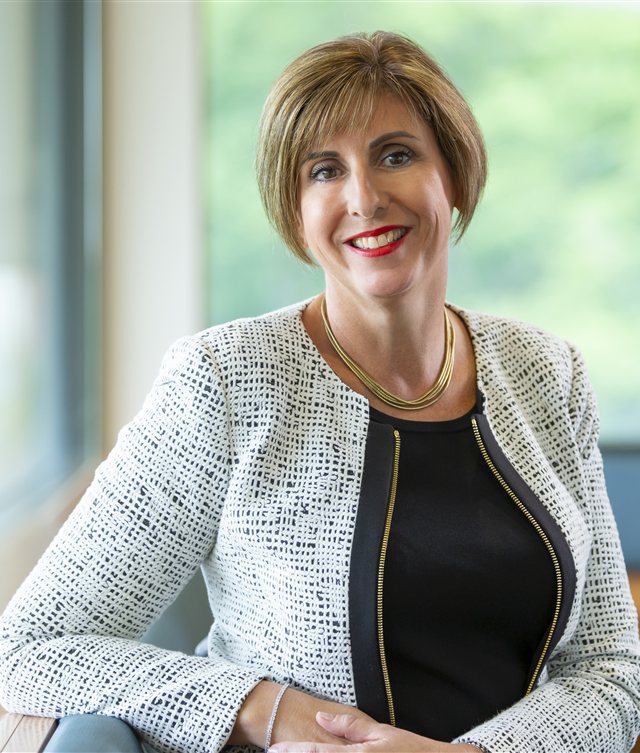 Dr Fran Finn